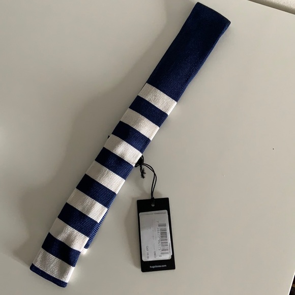 BNWT Hugo boss tie - Picture 1 of 5